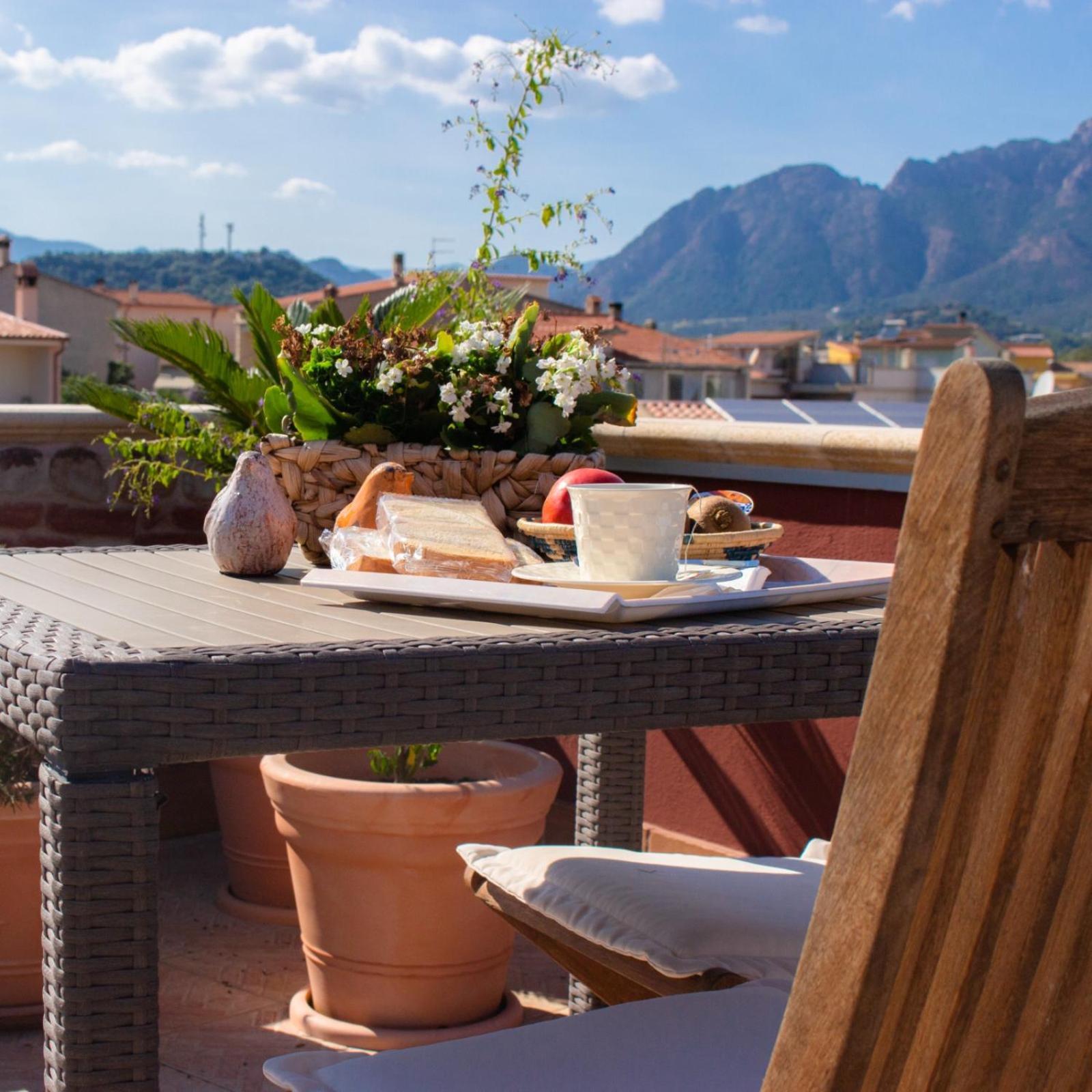B&B Domu Mea Sarroch Bagian luar foto