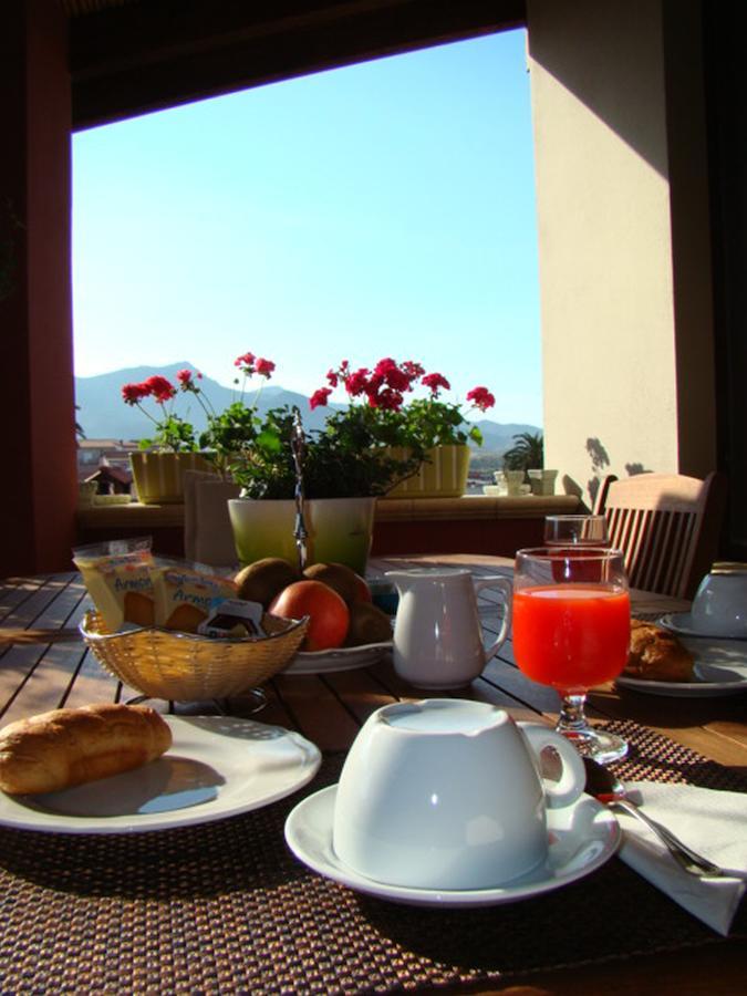 B&B Domu Mea Sarroch Bagian luar foto